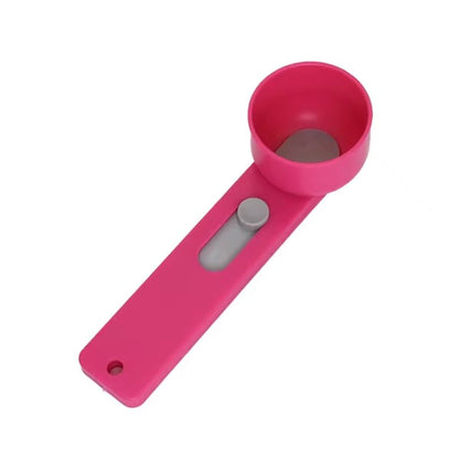 Practical and compact coffee scoop funnel with sliding measuring function