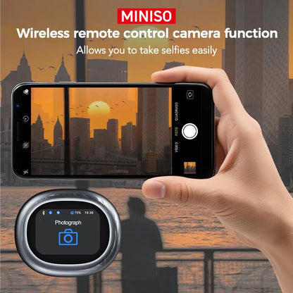 Wireless Bluetooth Translator Earphones, Featuring a Color Touchscreen, Ergonomic Design, 40-Hour Battery Life