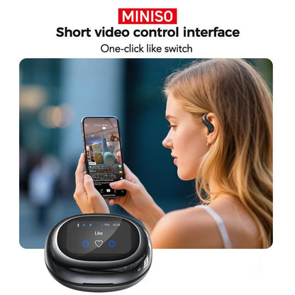Wireless Bluetooth Translator Earphones, Featuring a Color Touchscreen, Ergonomic Design, 40-Hour Battery Life